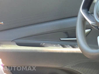 2021 Hyundai Elantra SEL - miniatura 9