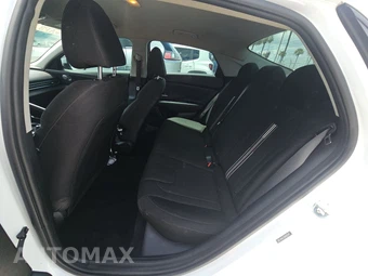 2021 Hyundai Elantra SEL - miniatura 13