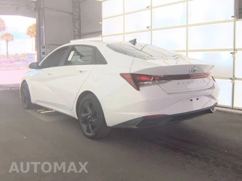 2021 Hyundai Elantra SEL - miniatura 6
