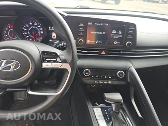 2021 Hyundai Elantra SEL - miniatura 11