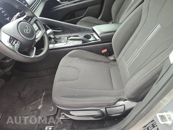 2021 Hyundai Elantra SEL - miniatura 7
