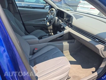 2021 Hyundai Elantra SEL - miniatura 8