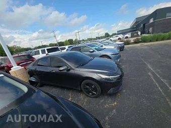 2021 Hyundai Elantra SEL - miniatura 4