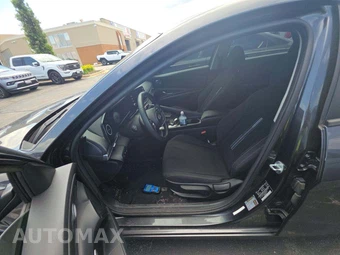 2021 Hyundai Elantra SEL - miniatura 6