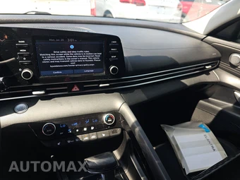 2021 Hyundai Elantra SEL - miniatura 11