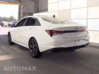 2021 Hyundai Elantra SEL - miniatura 6