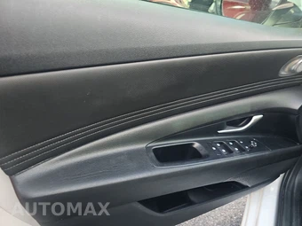 2021 Hyundai Elantra SEL - miniatura 9