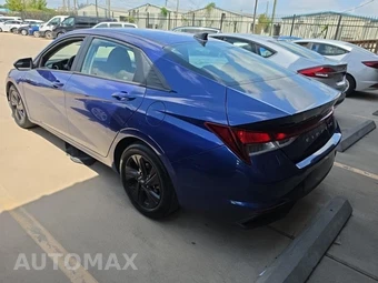 2021 Hyundai Elantra SEL - miniatura 6