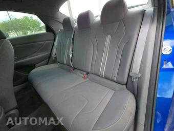 2021 Hyundai Elantra SEL - miniatura 10