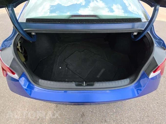 2021 Hyundai Elantra SEL - miniatura 11