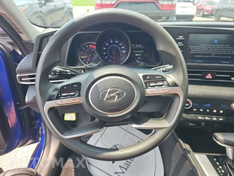 2021 Hyundai Elantra SEL - miniatura 16
