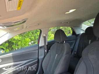 2021 Hyundai Elantra SEL - miniatura 18
