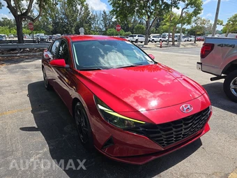 2021 Hyundai Elantra SEL - miniatura 3