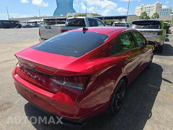 2021 Hyundai Elantra SEL - miniatura 4