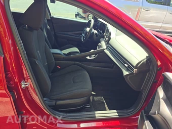2021 Hyundai Elantra SEL - miniatura 8