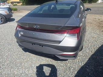 2021 Hyundai Elantra SEL - miniatura 22