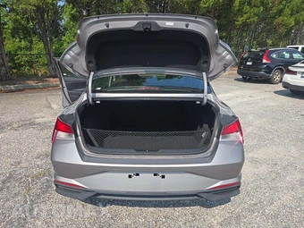 2021 Hyundai Elantra SEL - miniatura 11