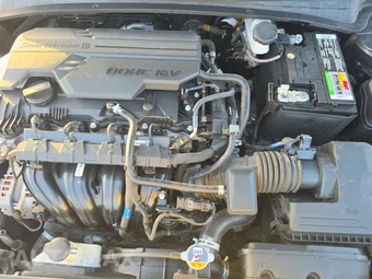 2021 Hyundai Elantra SEL – miniatura 15