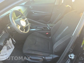2021 Hyundai Elantra SEL – miniatura 7