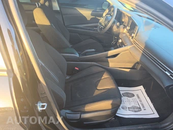 2021 Hyundai Elantra SEL – miniatura 8