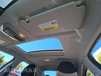2021 Hyundai Elantra SEL – miniatura 8