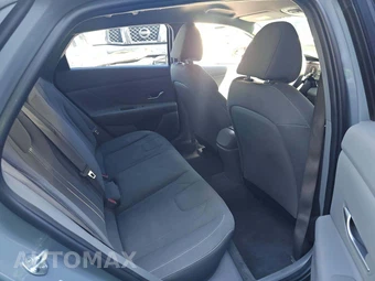 2021 Hyundai Elantra SEL – miniatura 16