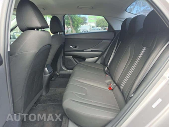2021 Hyundai Elantra SEL - miniatura 10