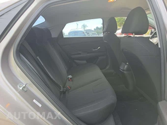2021 Hyundai Elantra SEL - miniatura 13