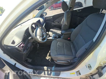 2021 Hyundai Ioniq Plug-In Hybrid SE - miniatura 7