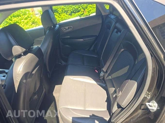 2021 Hyundai Kona Electric Limited - miniatura 10