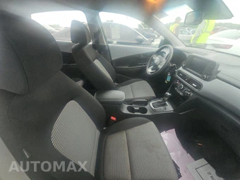 2021 Hyundai Kona SE - miniatura 8