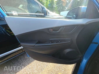 2021 Hyundai Kona SE - miniatura 9