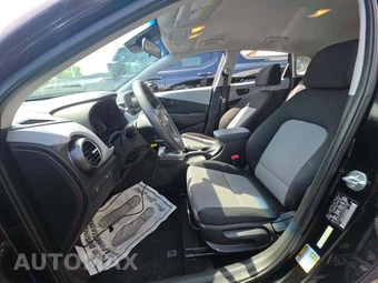 2021 Hyundai Kona SE - miniatura 6