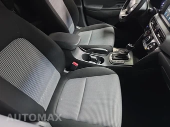 2021 Hyundai Kona SEL Plus - miniatura 18