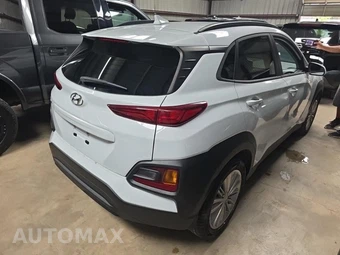 2021 Hyundai Kona SEL Plus - miniatura 4