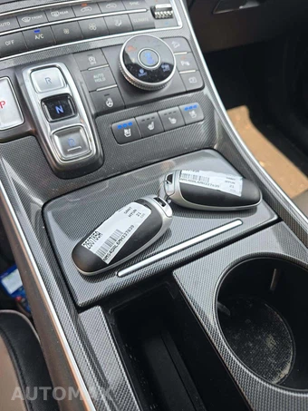 2021 Hyundai Santa Fe Limited - miniatura 8