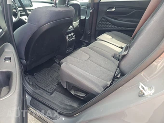 2021 Hyundai Santa Fe SE – miniatura 13
