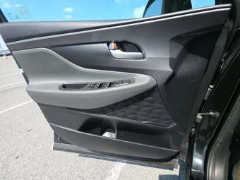 2021 Hyundai Santa Fe SE - miniatura 9