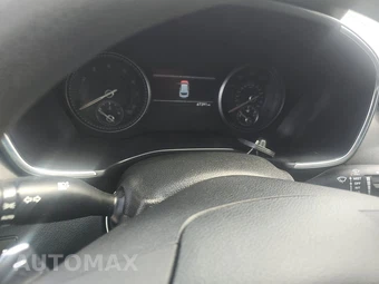 2021 Hyundai Santa Fe SE - miniatura 12
