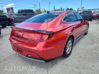2021 Hyundai Sonata SE - miniatura 7