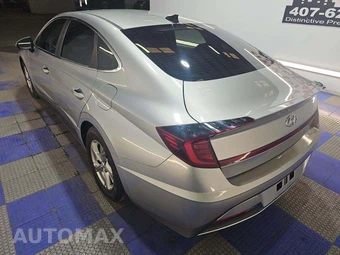 2021 Hyundai Sonata SE – miniatura 2