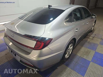 2021 Hyundai Sonata SE – miniatura 3