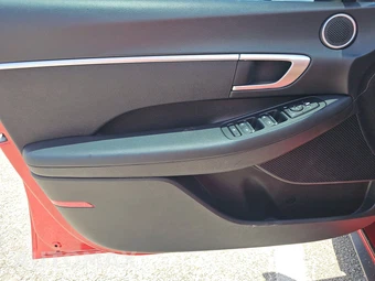 2021 Hyundai Sonata SE – miniatura 9