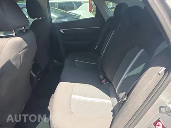 2021 Hyundai Sonata SE – miniatura 16