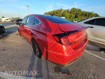 2021 Hyundai Sonata SE - miniatura 4