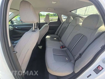2021 Hyundai Sonata SE – miniatura 10