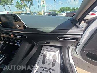 2021 Hyundai Sonata SE – miniatura 16