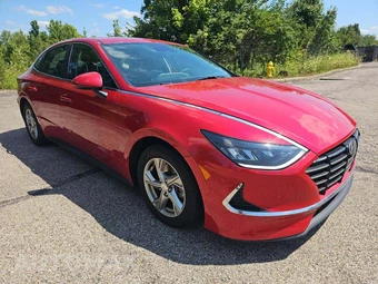2021 Hyundai Sonata SE - miniatura 4