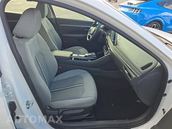 2021 Hyundai Sonata SEL – miniatura 8