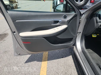 2021 Hyundai Sonata SEL – miniatura 9